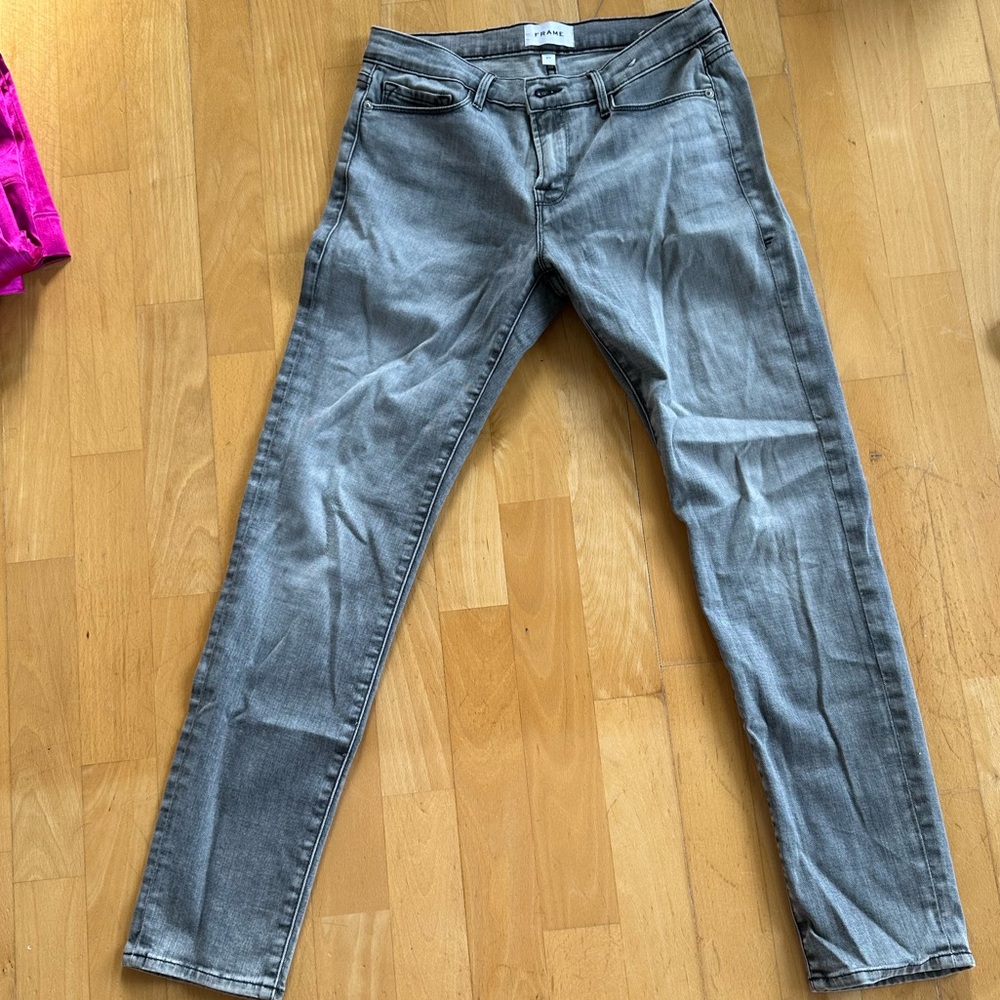 FRAME grey jeans